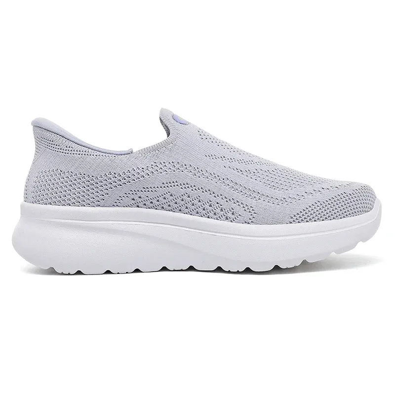 Men Women Slip on Walking Shoes Breathable Mesh Knit Loafers Lightweight Non Slip Comfort Casual Sports Sneakers Walking