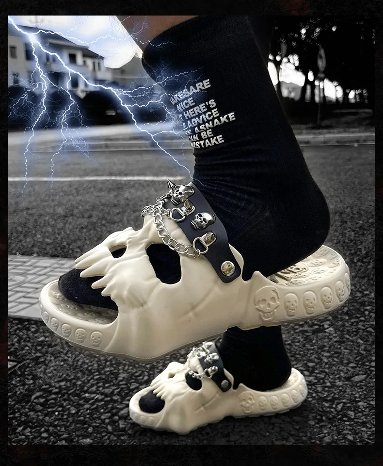 Skull Slides Sandals for Men Women Non-Slip Sport Cloud Slippers on Comfy Beach Halloween Skull Slides Home Thick Soft Shoes