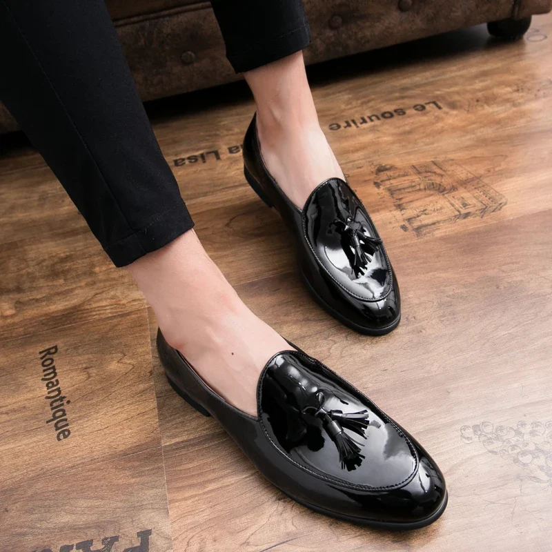 Tassel Leather Oxfords Shoes Men Loafers Casual Slip on Men Dress Shoes Italian Graceful Wedding Party Shoes Men Moccasins Black