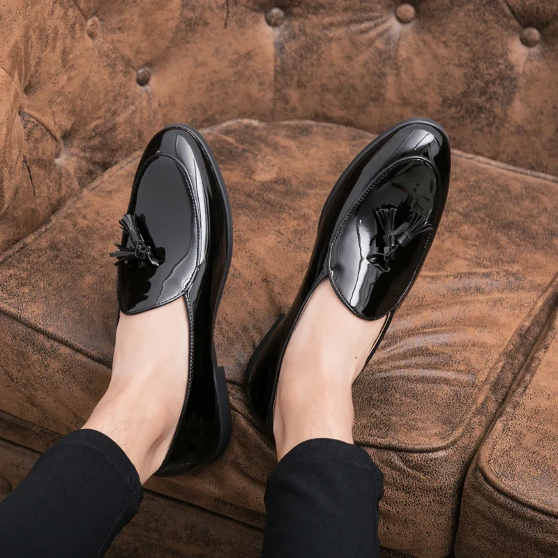 Tassel Leather Oxfords Shoes Men Loafers Casual Slip on Men Dress Shoes Italian Graceful Wedding Party Shoes Men Moccasins Black