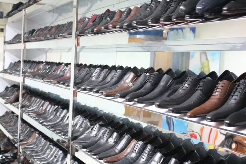 Classic Business Shoes Men Oxford Derby Genuine Leather Pointed Toe Fashion Lace Up High Quality Office Wedding Formal Shoe Male