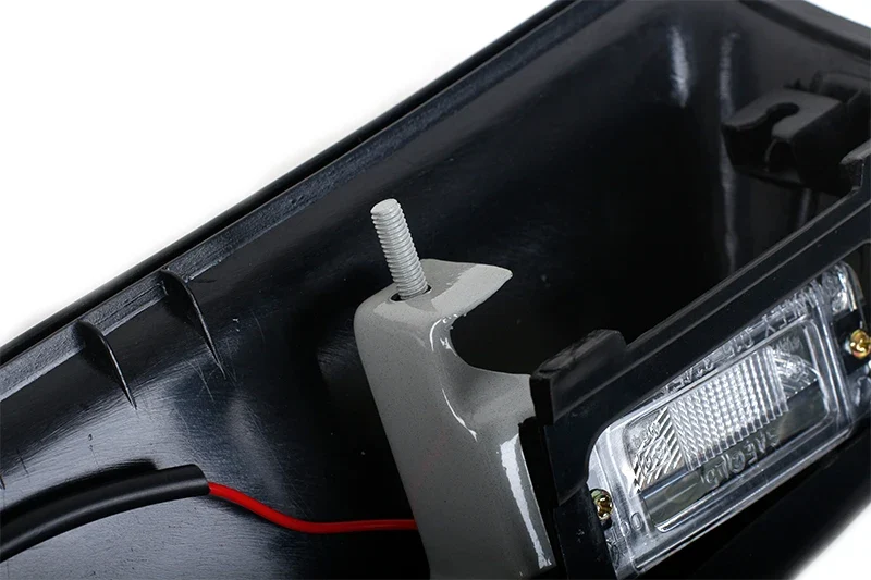Car License Plate Light Tail Gate Door Registration Number Lamp For Mitsubishi Pajero Montero Shogun MK II 2 1990-2000