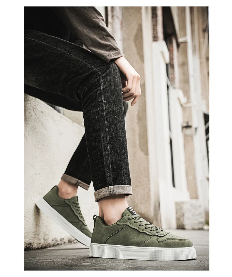 Men's Shoes Spring and Autumn New Style Green Black Red Sports Shoes Soft Sole Breathable Men's Low-Top Versatile Casual Shoes