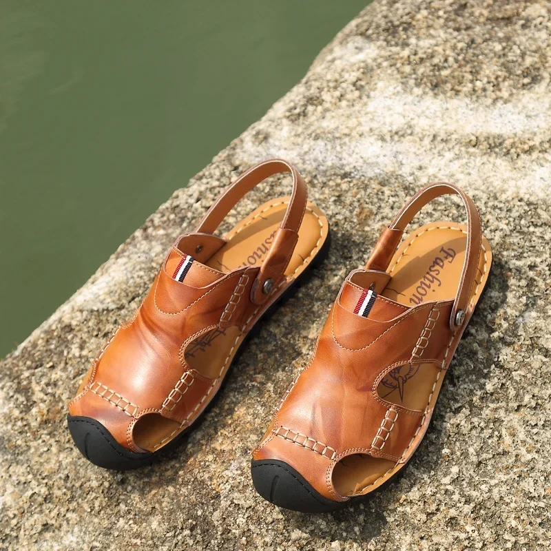 Men Sandals Summer Leather Men Shoes Breathable Walking Beach Slippers Outdoor Sandals Flat Casual High Quality Fashion Sandals