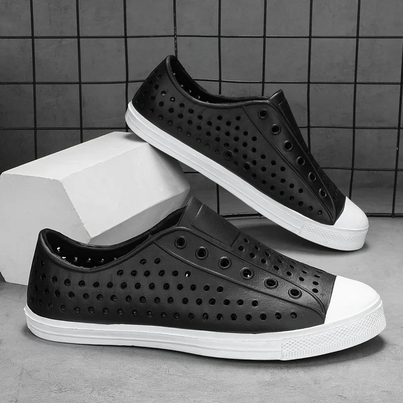 New beach sandals perforated shoes men's anti slip work shoes summer garden shoes water shoes ultra light outdoor walking shoes