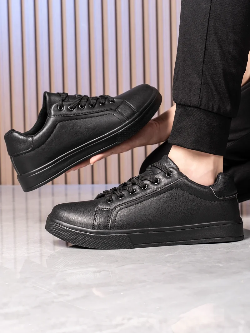 Men Shoes Skateboarding Shoes ForMen Sneakers Lightweight White Black Sports Shoes