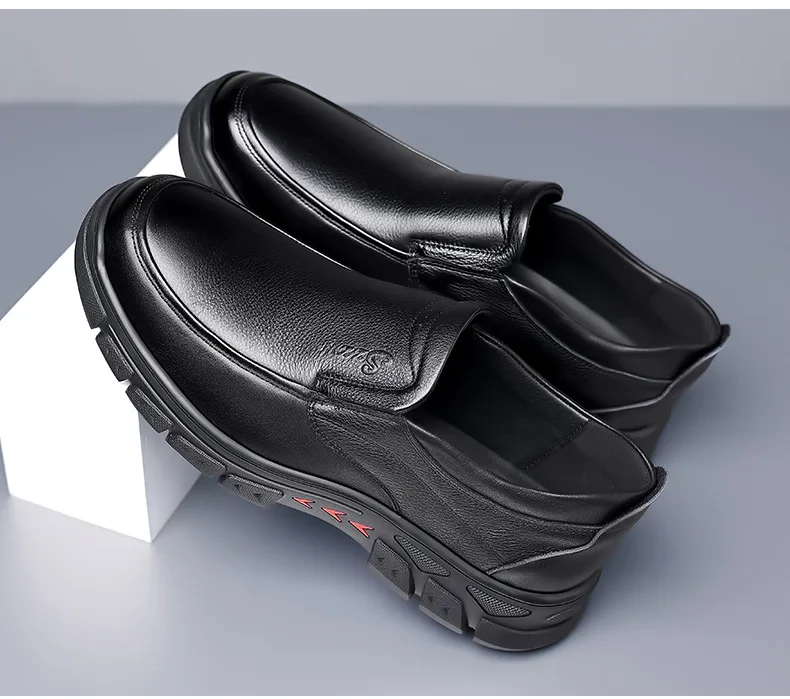2023 Genuine Shoes Men Casual Sneakers Comfort Design Man Shoe Business Leather Loafers Men Shoes Moccasins Tooling Shoe