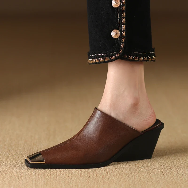 2025 New Ladies Genuine Leather Metal Head Mules Fashion Med Chunky Heels Summer Wedges Slippers Women Casual Office Shoes Woman
