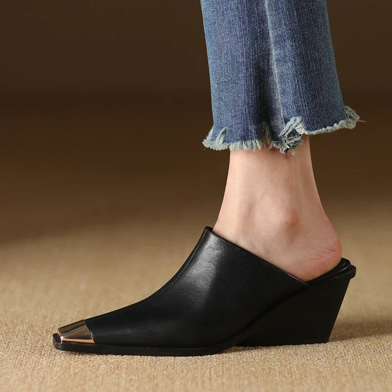 2025 New Ladies Genuine Leather Metal Head Mules Fashion Med Chunky Heels Summer Wedges Slippers Women Casual Office Shoes Woman