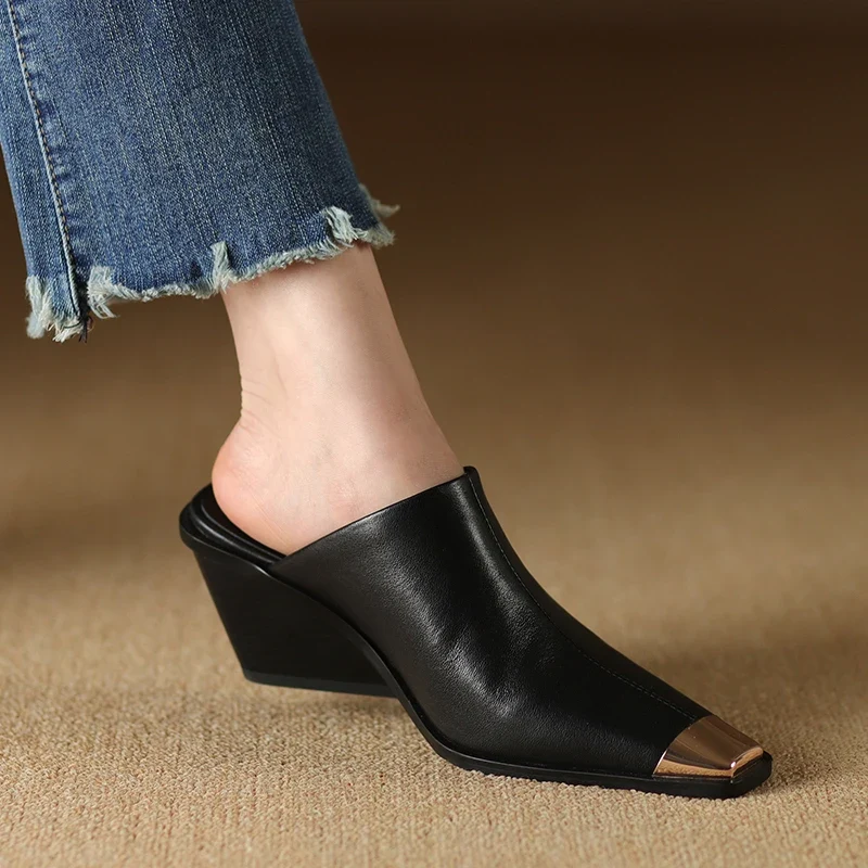 2025 New Ladies Genuine Leather Metal Head Mules Fashion Med Chunky Heels Summer Wedges Slippers Women Casual Office Shoes Woman