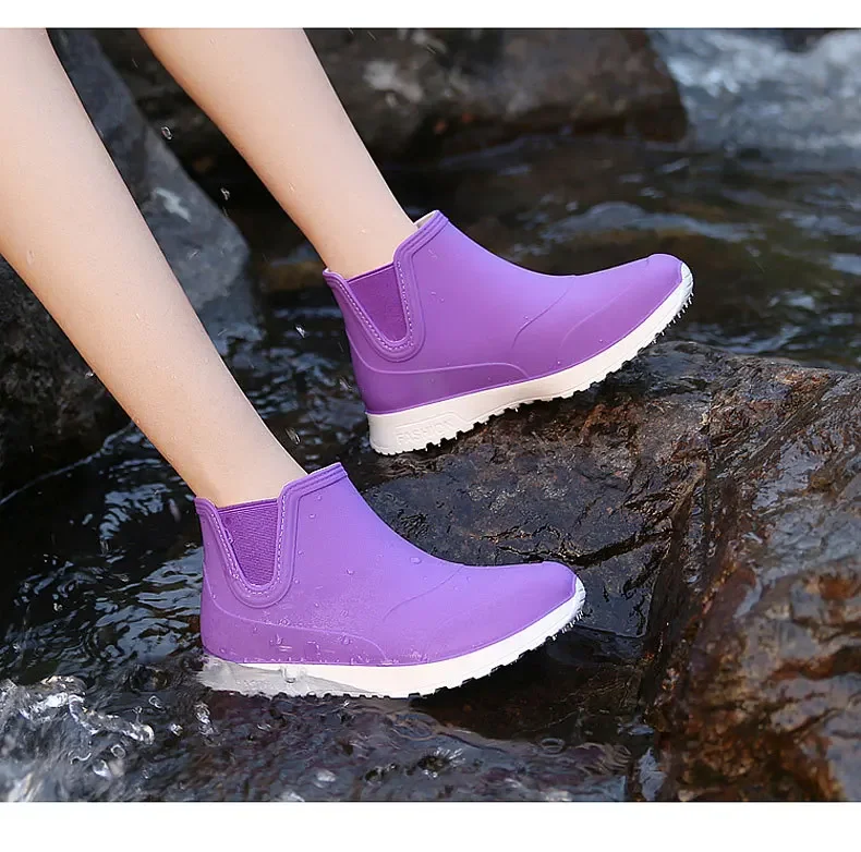 Fashionable Winter Short Ankle Women's Rain Boots Waterproof Slip Resistant Car Wash Shoes Adult Fleece Lined PVC Ladies Footwea