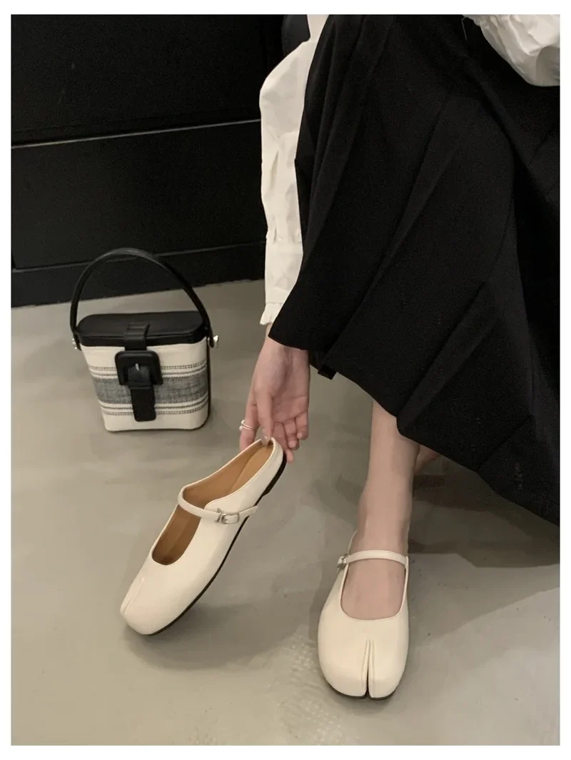 Women Tabi Ninja Slippers Brand Mules Soft Microfiber Comfy Flats Fashion Split Toe Slides Casual Loafer Shallow Ballerina Mujer