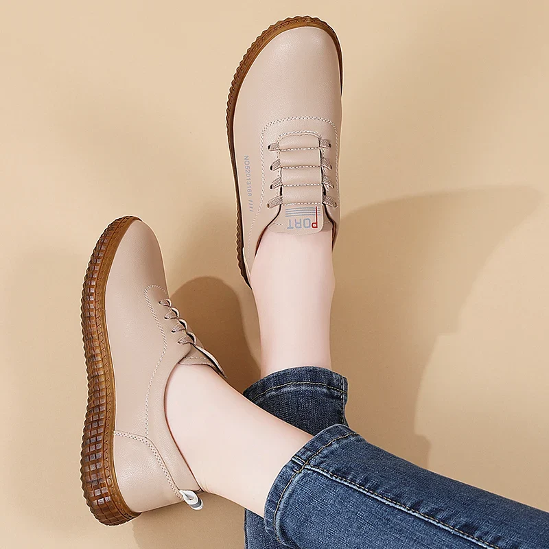 100% cowhide Women's Leather shoes New large size casual sports shoes Fashion Lightness Women's vulcanized shoes sneakers