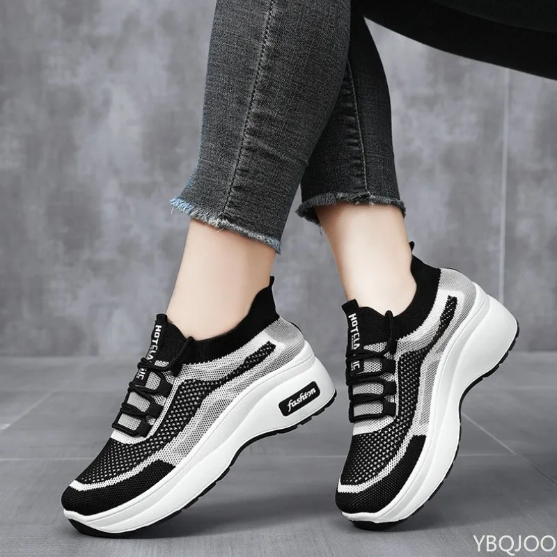 Spring Autumn New Women breathable Thick Bottom women sneakers Casual Comfortable Shoes Lace up Fashionable Versatile shoes