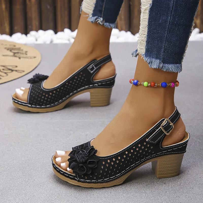 Women's Chunky Heel Sandals Summer 2026 Fashion Flower Hollow Beach Shoes Lightweight High Heeled Casual Sandals for Women