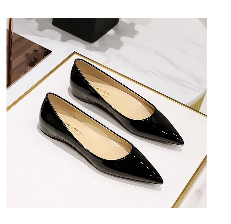 Patent Leather Women Flats Lady Sexy Evening Party Slip On Flat Shoes Women Sharp Pointed Low Heel Shoes Leisure Female Shoes