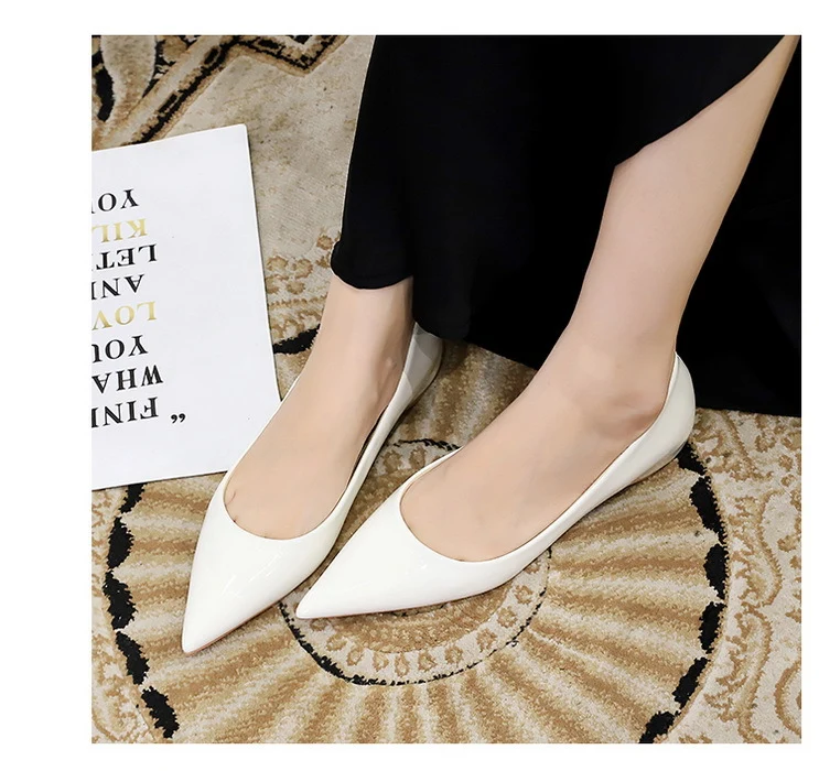 Patent Leather Women Flats Lady Sexy Evening Party Slip On Flat Shoes Women Sharp Pointed Low Heel Shoes Leisure Female Shoes