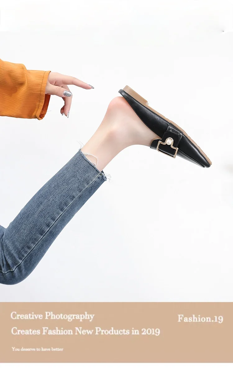 New Women Slipper Casual Shoes Fashion Women's Leather Loafers No Heel Slip-on Shoes Summer Outdoor Light Ladies Walking Shoes