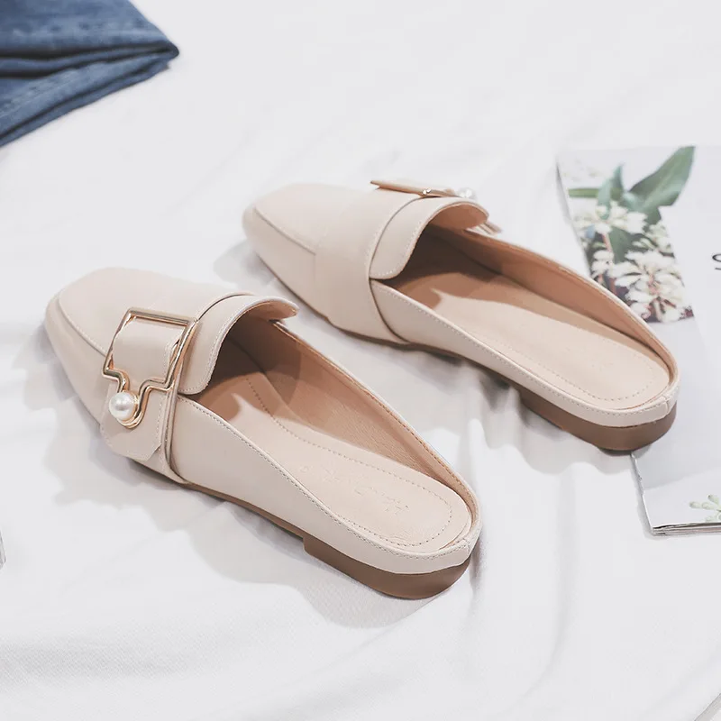 New Women Slipper Casual Shoes Fashion Women's Leather Loafers No Heel Slip-on Shoes Summer Outdoor Light Ladies Walking Shoes