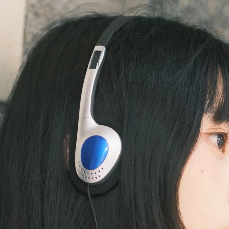 Personality Retro Classic Music Headphones Fashion Game Headset Portable Sport Wired Earphone Photography Photo Props