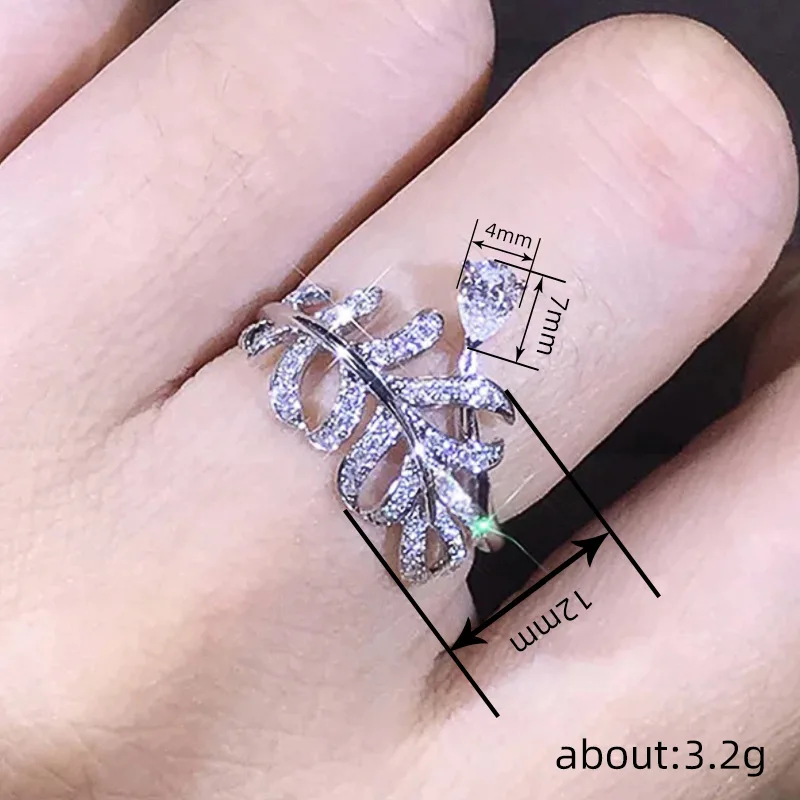 T0854 Women's White Gold Diamond Ring Pear Cut Natural Diamond Engagement Ring G Color Sparkling Leaf Design