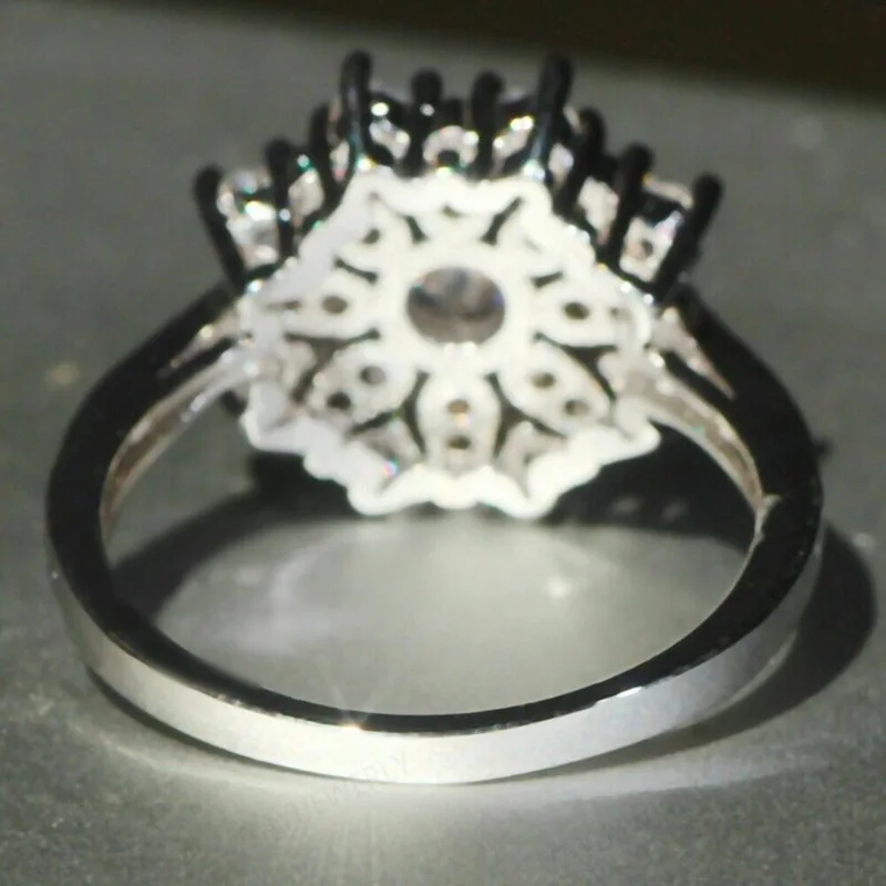 Q639 Women's White Gold Diamond Engagement Ring Round Brilliant Cut Natural G Color Center Stone With Side Diamonds