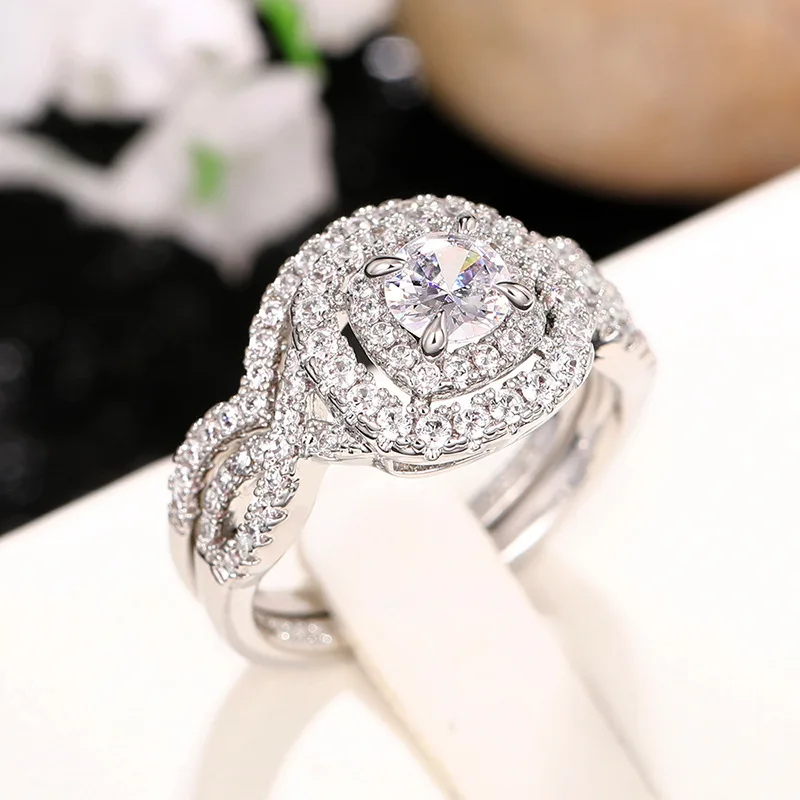 Q103 Women's White Gold Diamond Engagement Ring Round Brilliant Cut Natural G Color Halo Design