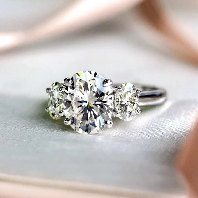 F1610 Oval Cut Diamond Ring Natural G Color White Gold Classic Engagement Ring For Women's