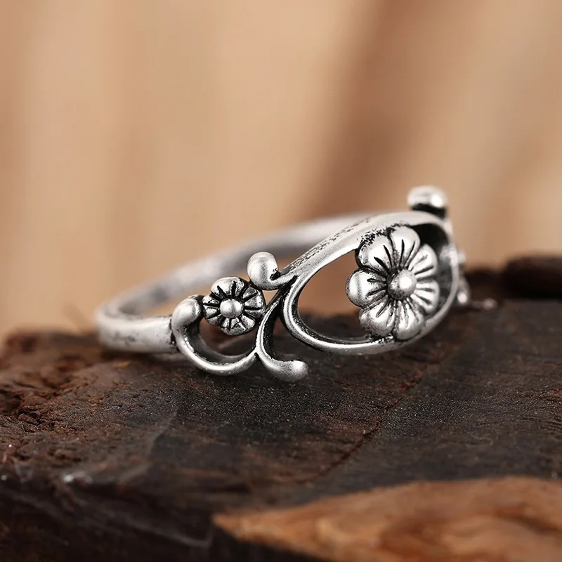 T0278 Flower Pattern Alloy Ring Antique Silver Plated Unisex Fashion Gift for Women & Men