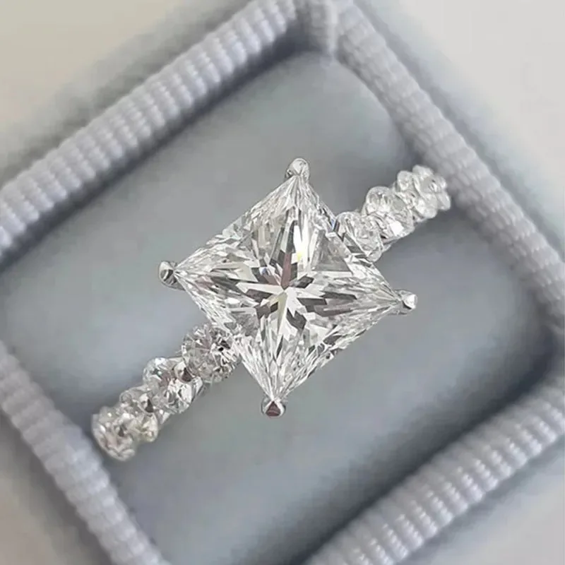 Q536 Princess Cut Diamond Ring Natural Diamond Engagement Ring Classic Women's Jewelry