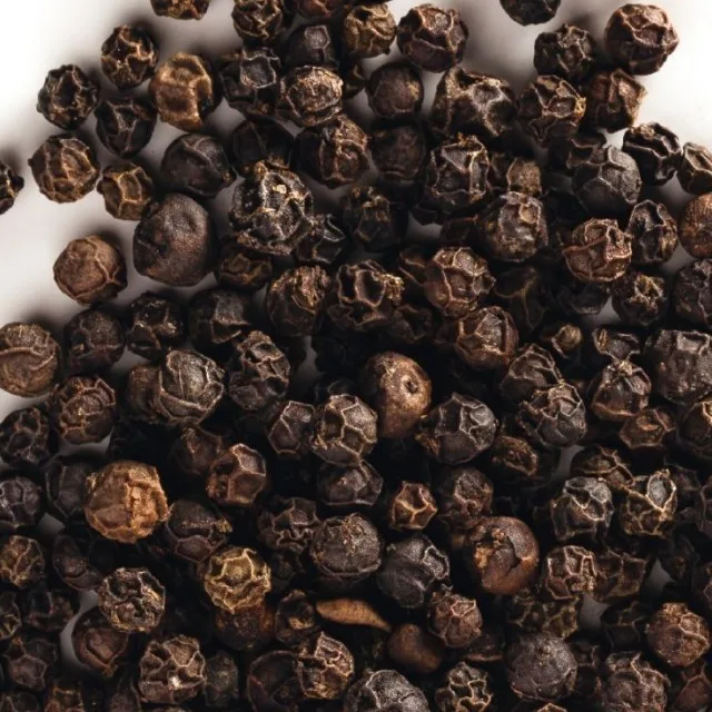 Premium Dried AD Black Pepper Export Quality Whole Bold Berries High Pungency Rich Aroma Cleaned Graded Bulk Supply Kerala India