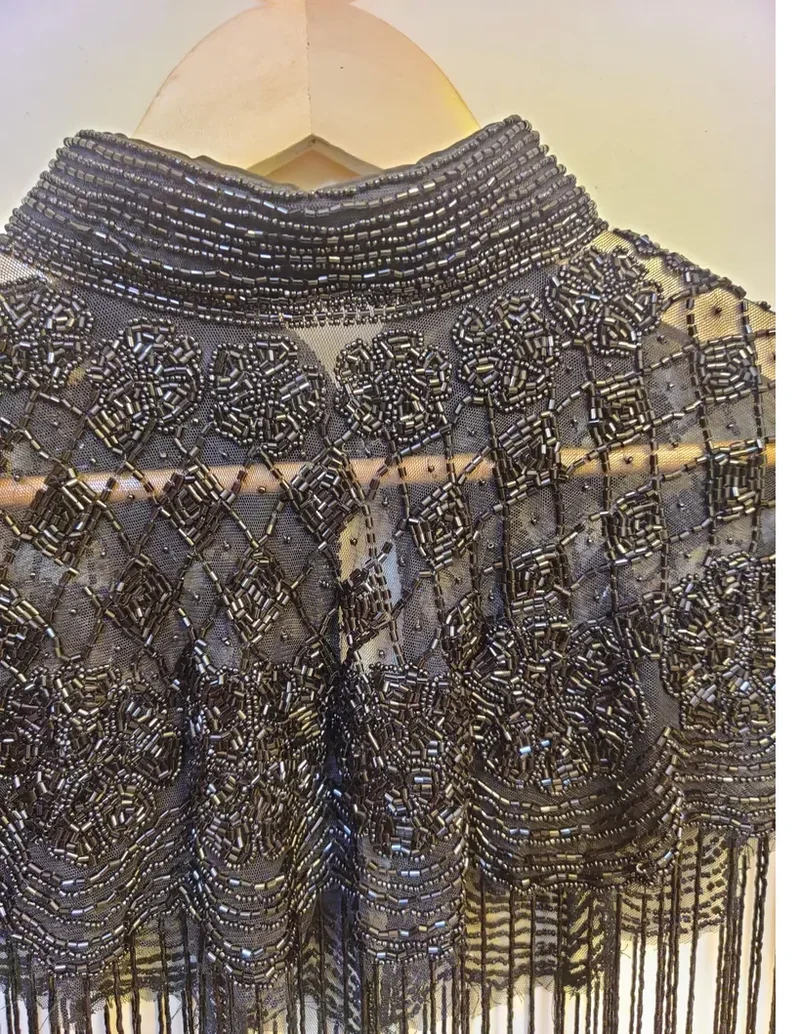Designer Embroidered Poncho Beaded Crystal Decorations Anti-Static Organza Fabric Hand Fringes Elegant Evening Dresses for