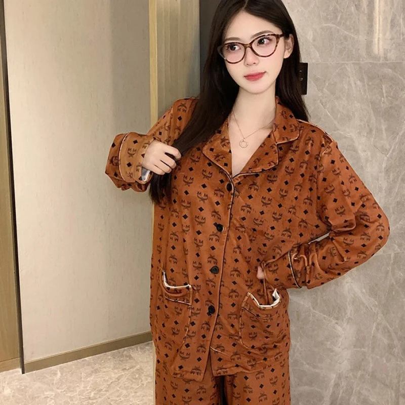 2026 New Style Island Velvet Pajamas for Women, Autumn and Winter High-End Luxury Set, Internet Celebrity Long-Sleeve Thickened Warm Loungewear