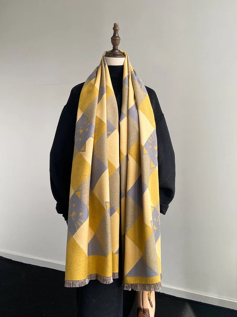 Niche Designer Cartoon Cat Cute Cashmere Scarf Women's Autumn and Winter Warm Thickened Neck Shawl New