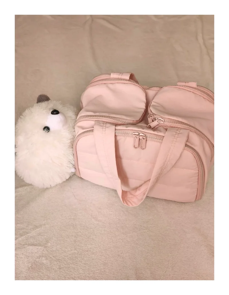 Fashionable and Simple 2025 New Style Makeup Bag, Large Capacity, Divided and Layered Toiletry Bag, Portable Travel Makeup Storage Bag