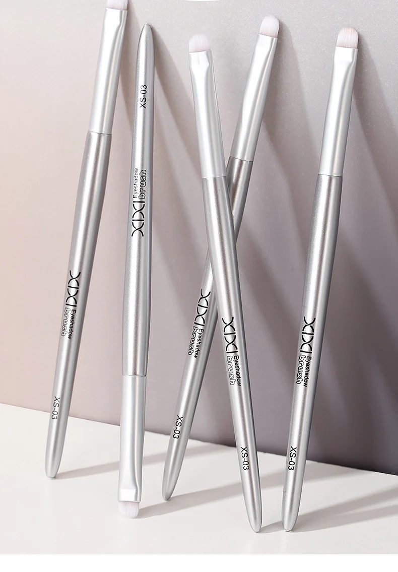 Xixi light feather eye shadow deep brush soft bristles natural blooming novice makeup artist beauty tools