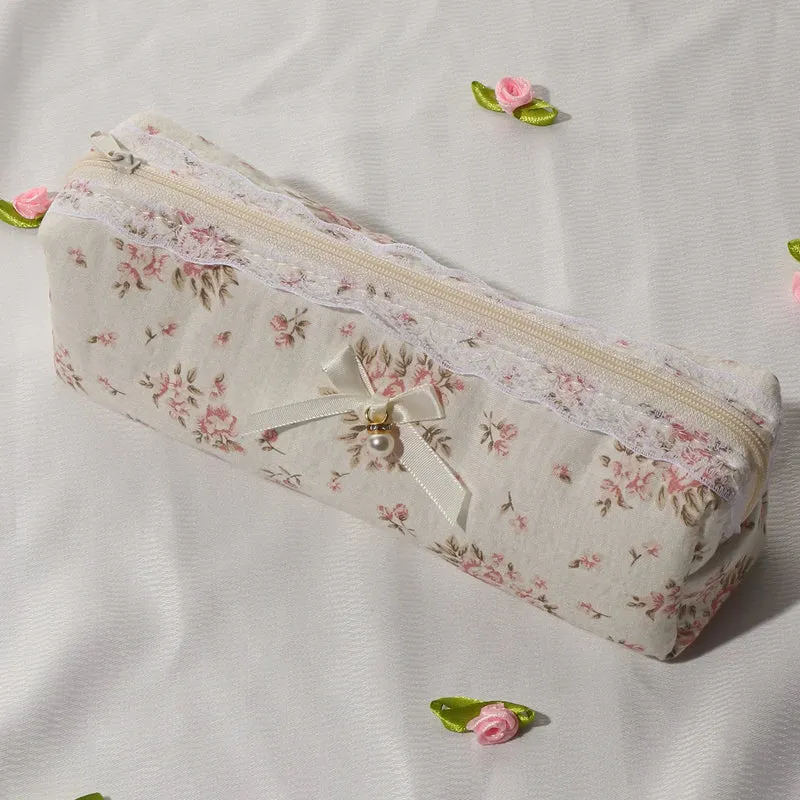 Cotton Lace Trim Storage Bag for Makeup Brushes, Cotton Makeup Bag, Toiletry Travel Soft Brush Pouch for Women, Artistic Style
