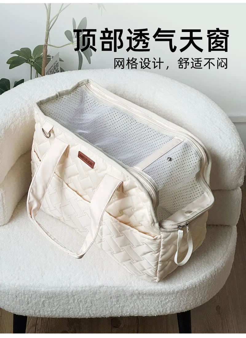 Cat Bag Outgoing Portable Breathable Shoulder Breathable Small Dog Bag Portable Lightweight Canvas Cat Pet Crossbody Backpack