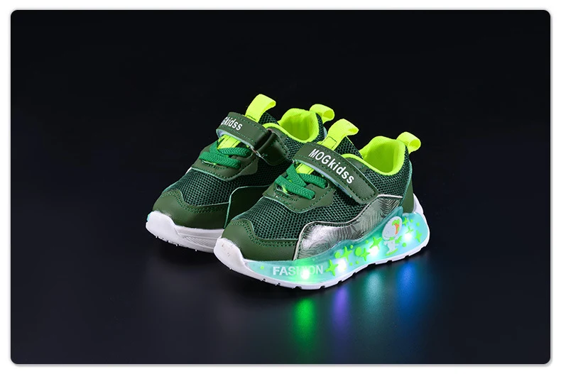 Wholesale Light-Up 2025 Spring & Fall Mesh Comfortable and Lightweight Casual Light-Up Led Light-Up Men's Sports Shoes for Small and Medium-Sized Children