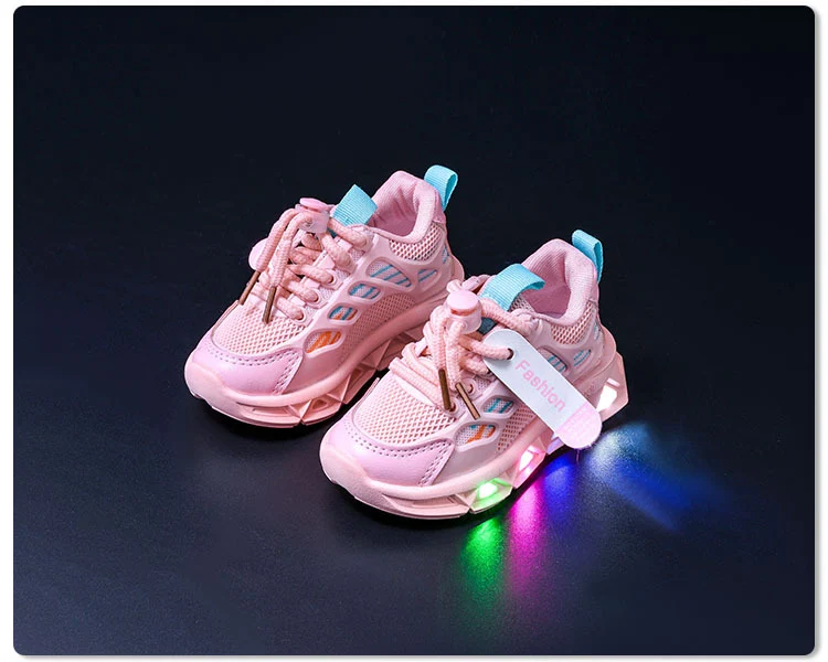 Light-Up Children's Shoes 2025 Spring & Fall New Led Light-Up Soft-Soled Sports Shoes for Small and Medium-Sized Children Women's Fashionable Casual Dad Shoes