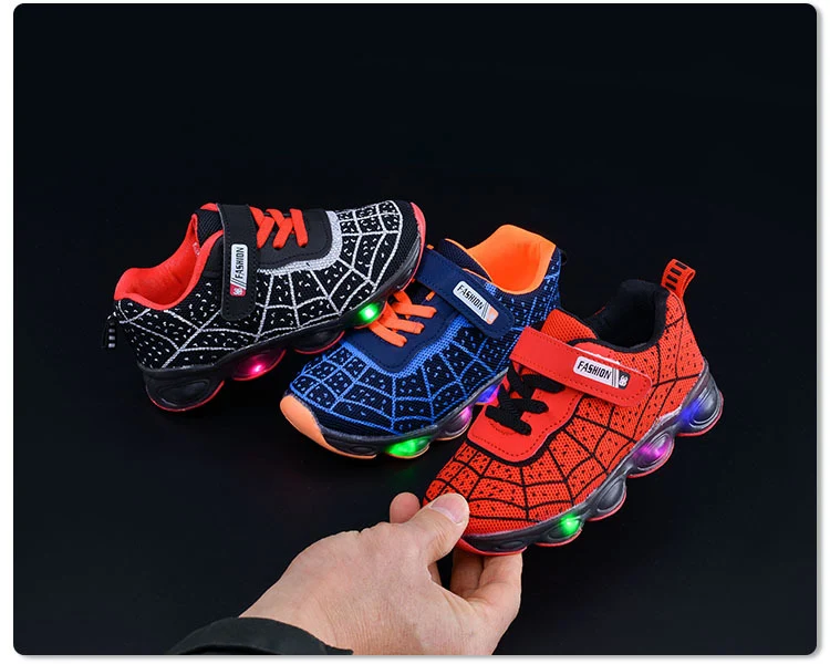 Spring and Autumn Kidsren's Shoes, Kidsren's Luminous Light Shoes, Men's and Women's Running Shoes, Baby Flash Shoes, Led Light-Up Sports Shoes, Mesh