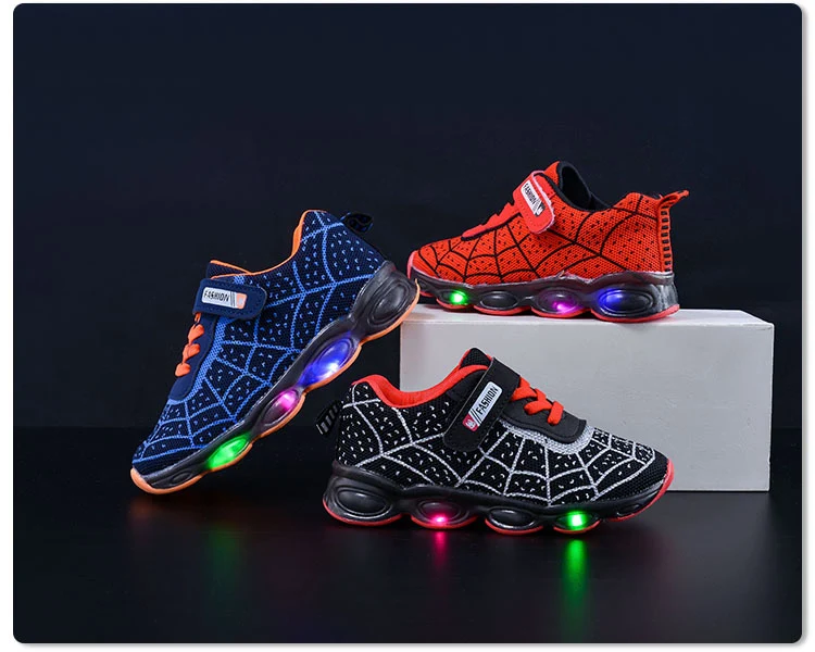 Spring and Autumn Kidsren's Shoes, Kidsren's Luminous Light Shoes, Men's and Women's Running Shoes, Baby Flash Shoes, Led Light-Up Sports Shoes, Mesh