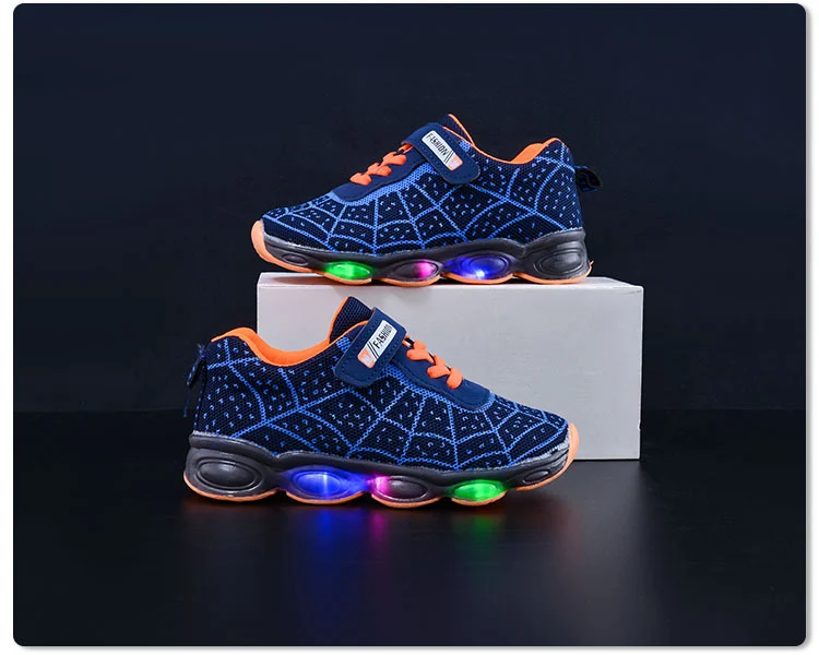 Spring and Autumn Kidsren's Shoes, Kidsren's Luminous Light Shoes, Men's and Women's Running Shoes, Baby Flash Shoes, Led Light-Up Sports Shoes, Mesh