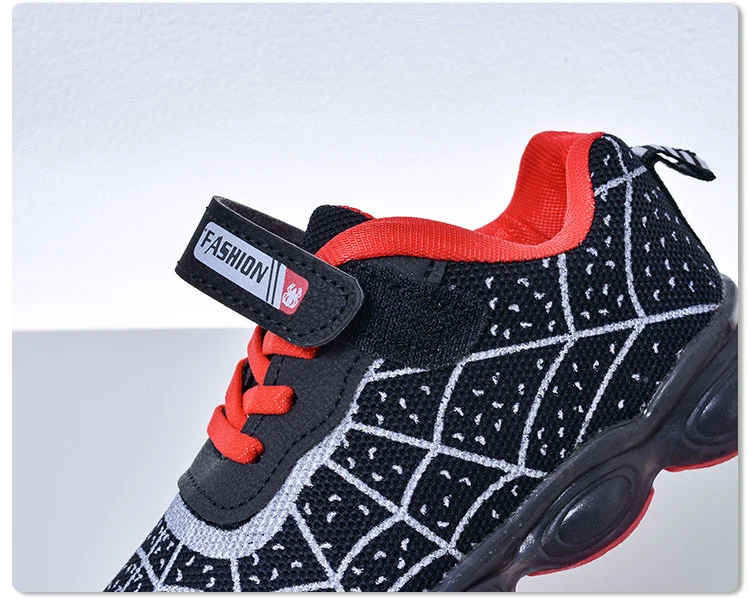 Spring and Autumn Kidsren's Shoes, Kidsren's Luminous Light Shoes, Men's and Women's Running Shoes, Baby Flash Shoes, Led Light-Up Sports Shoes, Mesh