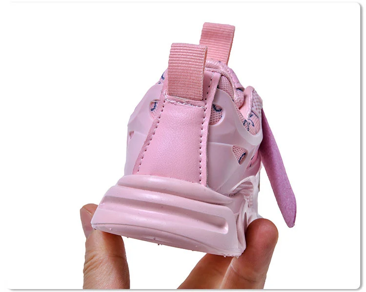 Spring and Summer New Children's Luminous Cloth Noodles for Boys sneaker 1-6 Years Old LED Light Shoes Casual Girls Schoolwalking Lights Shoes