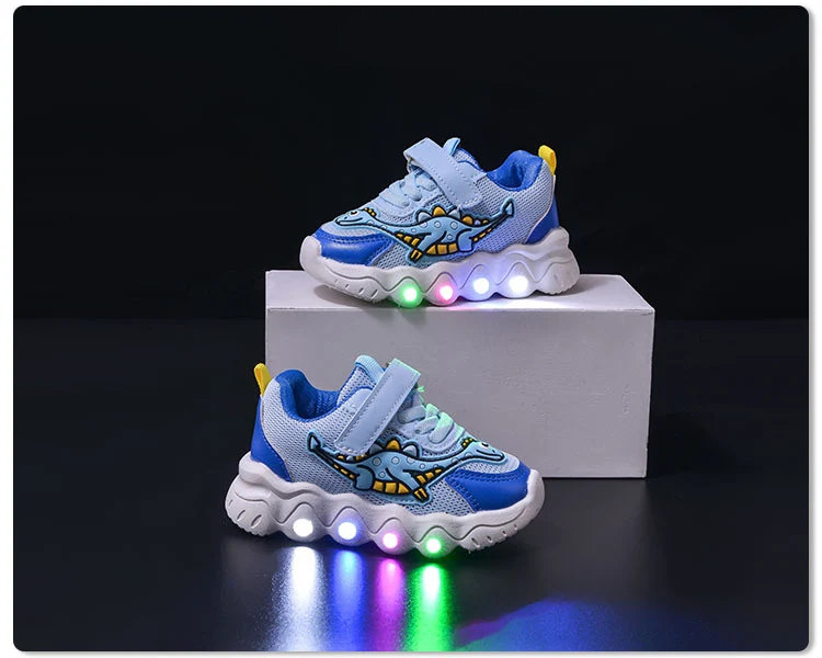 Spring New Style Dinosaur Led Light Sneakers for Boys and Girls Spring & Fall New Mesh Breathable Casual Light Shoes for Children and Middle-Aged Children
