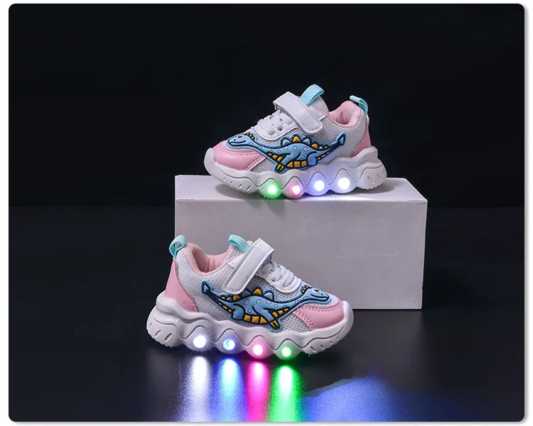 Spring New Style Dinosaur Led Light Sneakers for Boys and Girls Spring & Fall New Mesh Breathable Casual Light Shoes for Children and Middle-Aged Children
