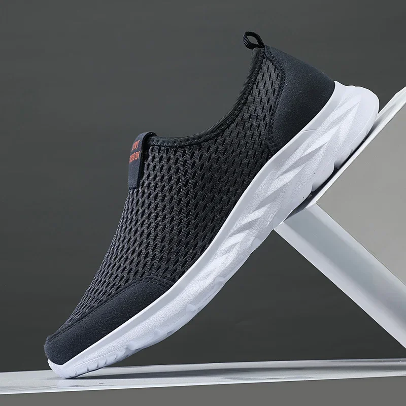 2025 New Shoes Men Loafers Light Walking Breathable Summer Comfortable Casual Shoes Men Sneakers Zapatillas Hombre Plus