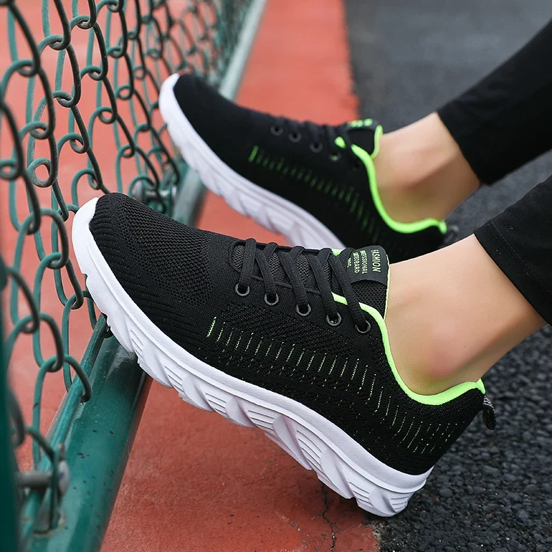 MAEDEF 2024 Running Shoes Men Sneakers Fashion Lightweight Trainers Breathable Walking Shoe Outdoor Comfortable Athletic for Men