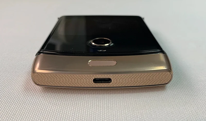 Motorola Razr 2019 XT2000 4G LTE SmartPhone NFC 6GB+128GB eSIM 16MP+5MP P-OLED 6.2'' Snapdragon 710 Octa-Core Android CellPhone
